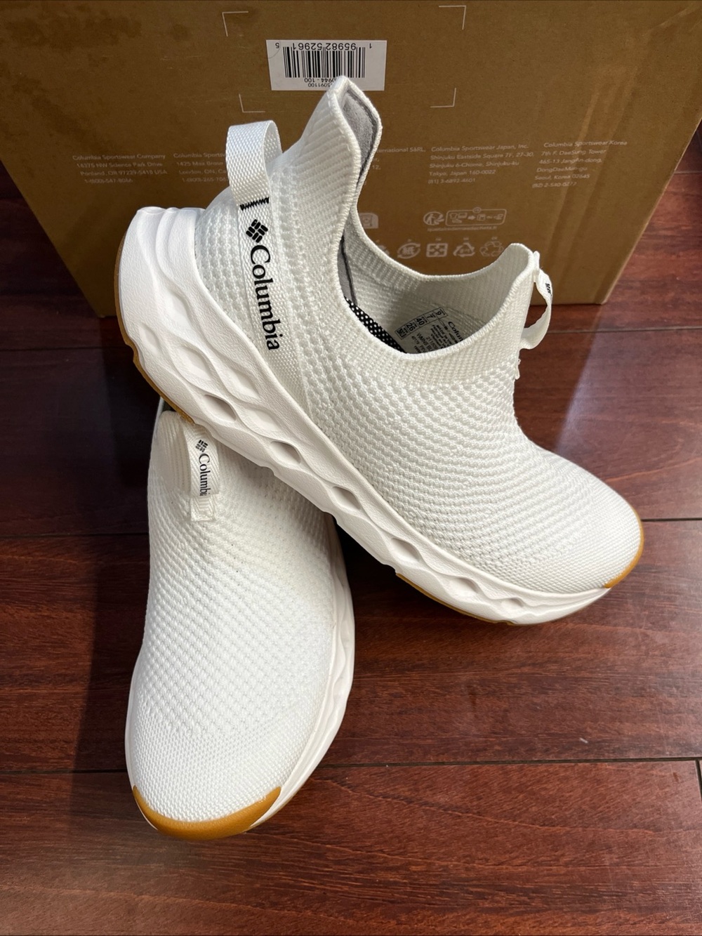 DEFECT Women 9 Columbia Terrastride SLR Knit Slip On Shoe Sneaker White HALF BOX